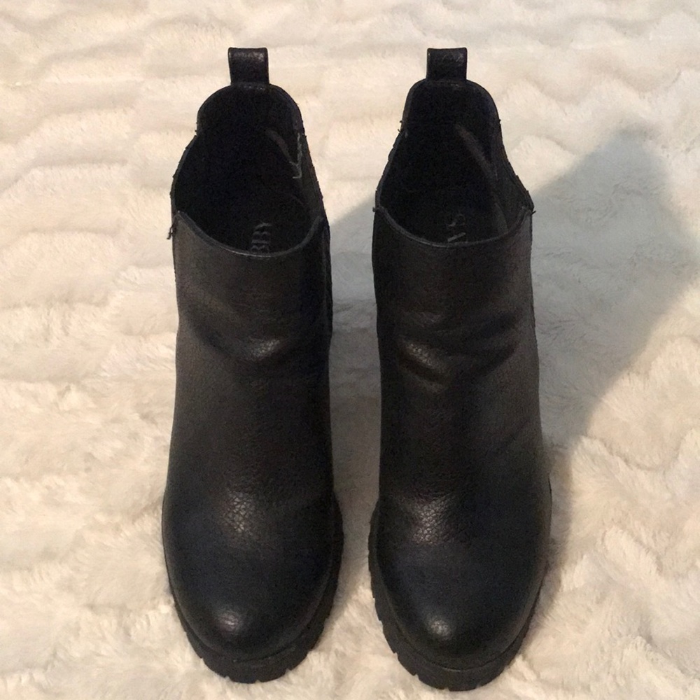 Black Boot Heels